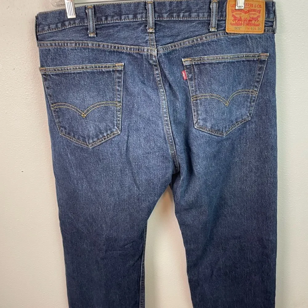 Levi's 505 Classic Blue Straight Denim Jeans Size W40 L30 EUC
